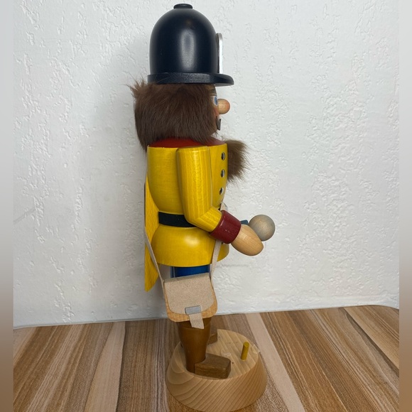 Stracoland Colmnitz Nutcracker Officer No Cannon 15” Handmade from Germany - Picture 6 of 11